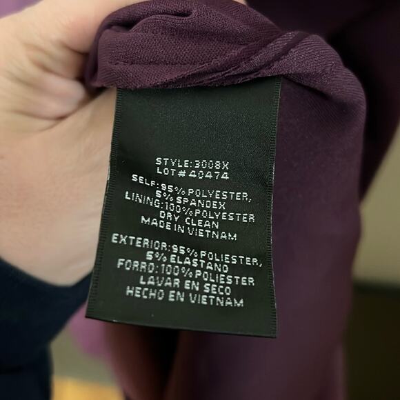 NEW XSCAPE "Adriana" Long Scuba Crepe Off the Shoulder Dress Size 6 - Picture 4 of 10